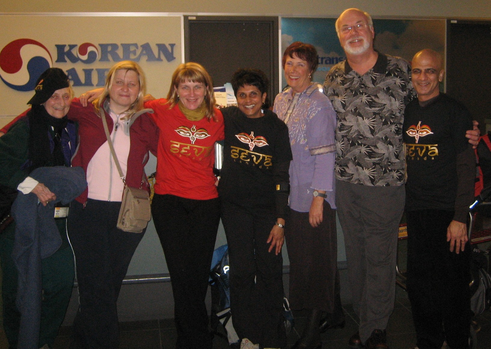march-2009-seva-donors-at-yvr-leaving-for-nepal-trip-11